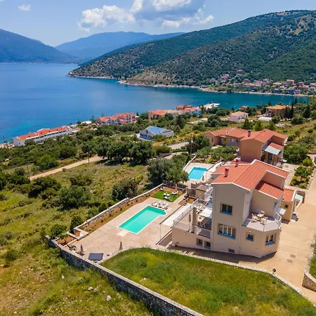 아파트 Kandia Ii *